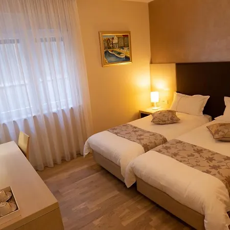 Bed & Breakfast Scallop Self Check-in