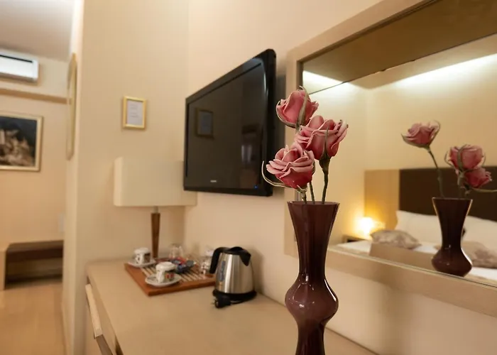 Bed & Breakfast Scallop Self Check-in 4*