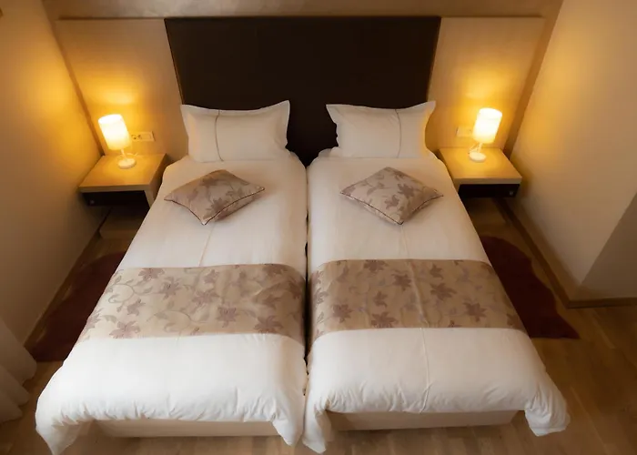 Scallop Self Check-in Bed & Breakfast 4*