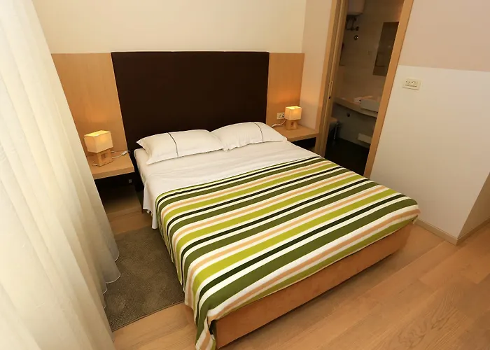 Scallop Self Check-in 4* Zadar