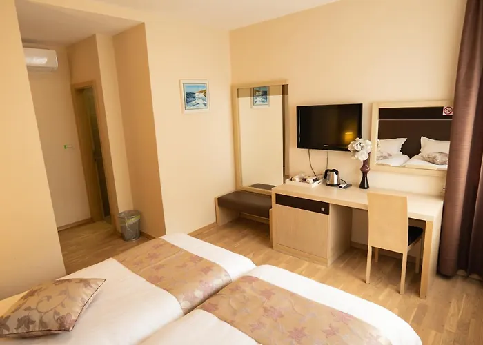 Scallop Self Check-in 4* זאדאר